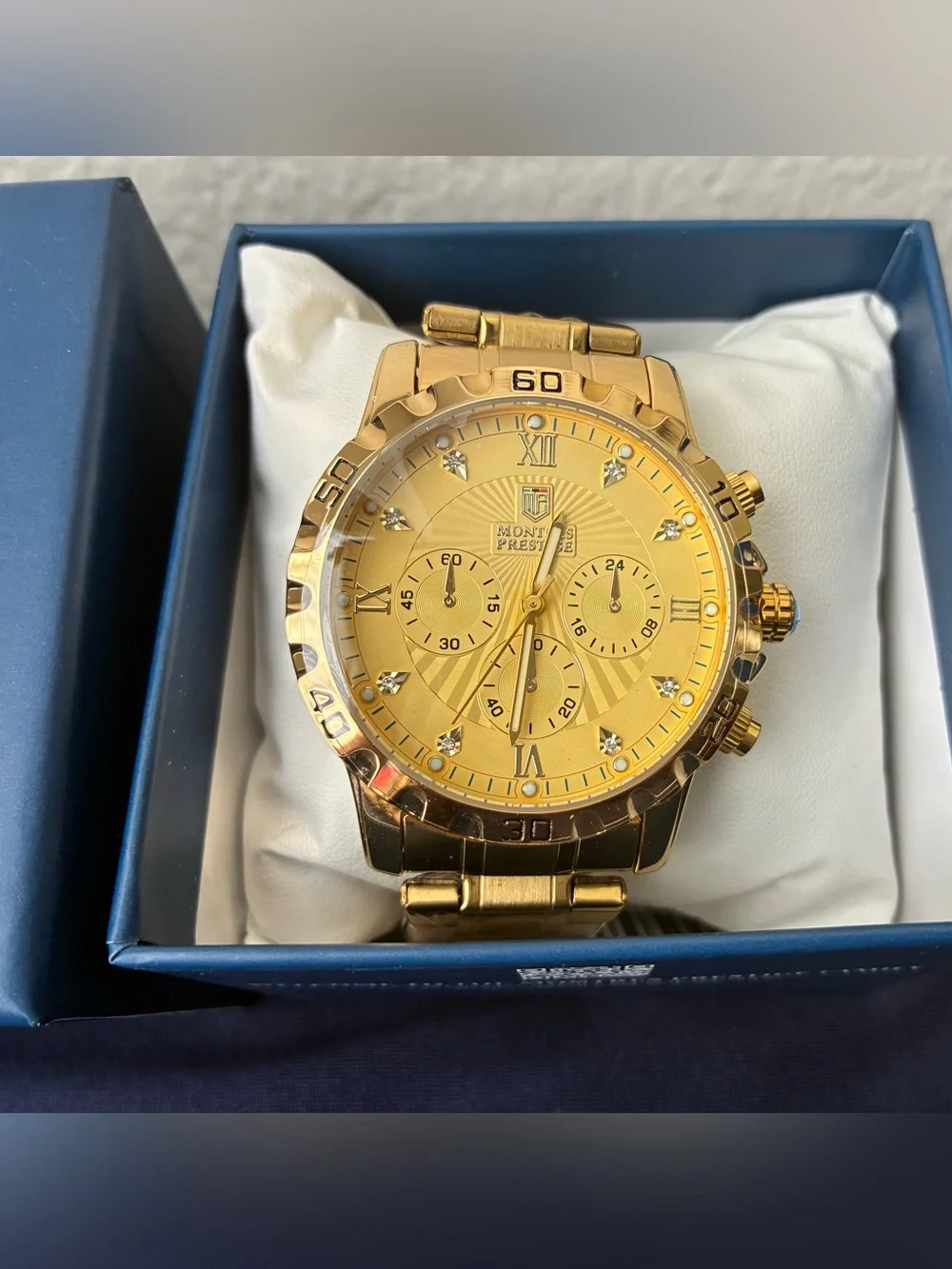 Montres Prestige/ water resistant 30m singapore movement.
